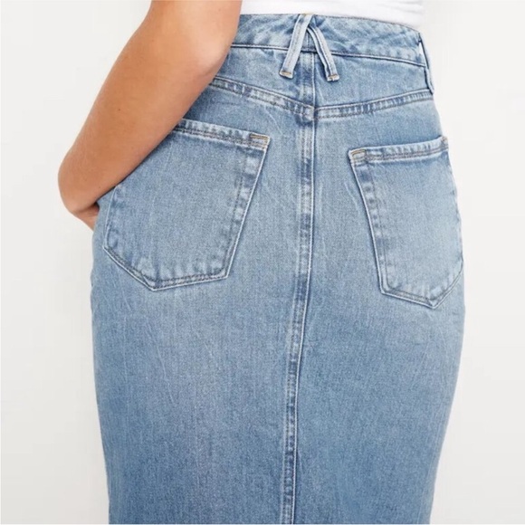 Good American Slit Front Denim Maxi Skirt - Picture 5 of 8